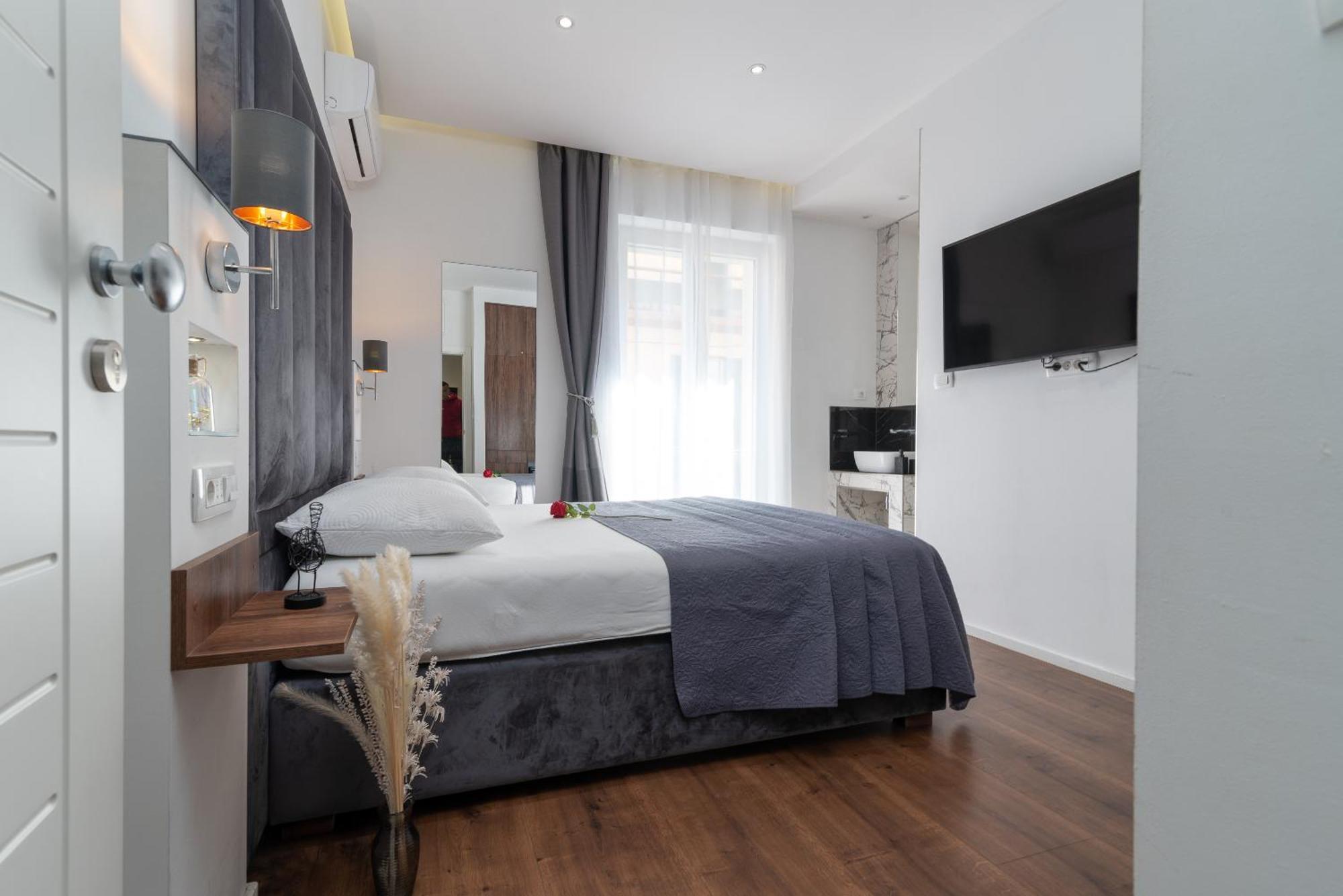 Antares Luxury Rooms 1 Split Exterior foto